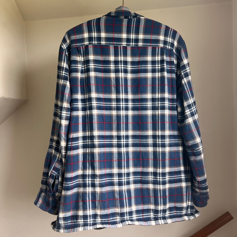 L.L. Bean Flannel Shacket Large Mens Blue Fleece Lined Plaid Distressed - Picture 7 of 7